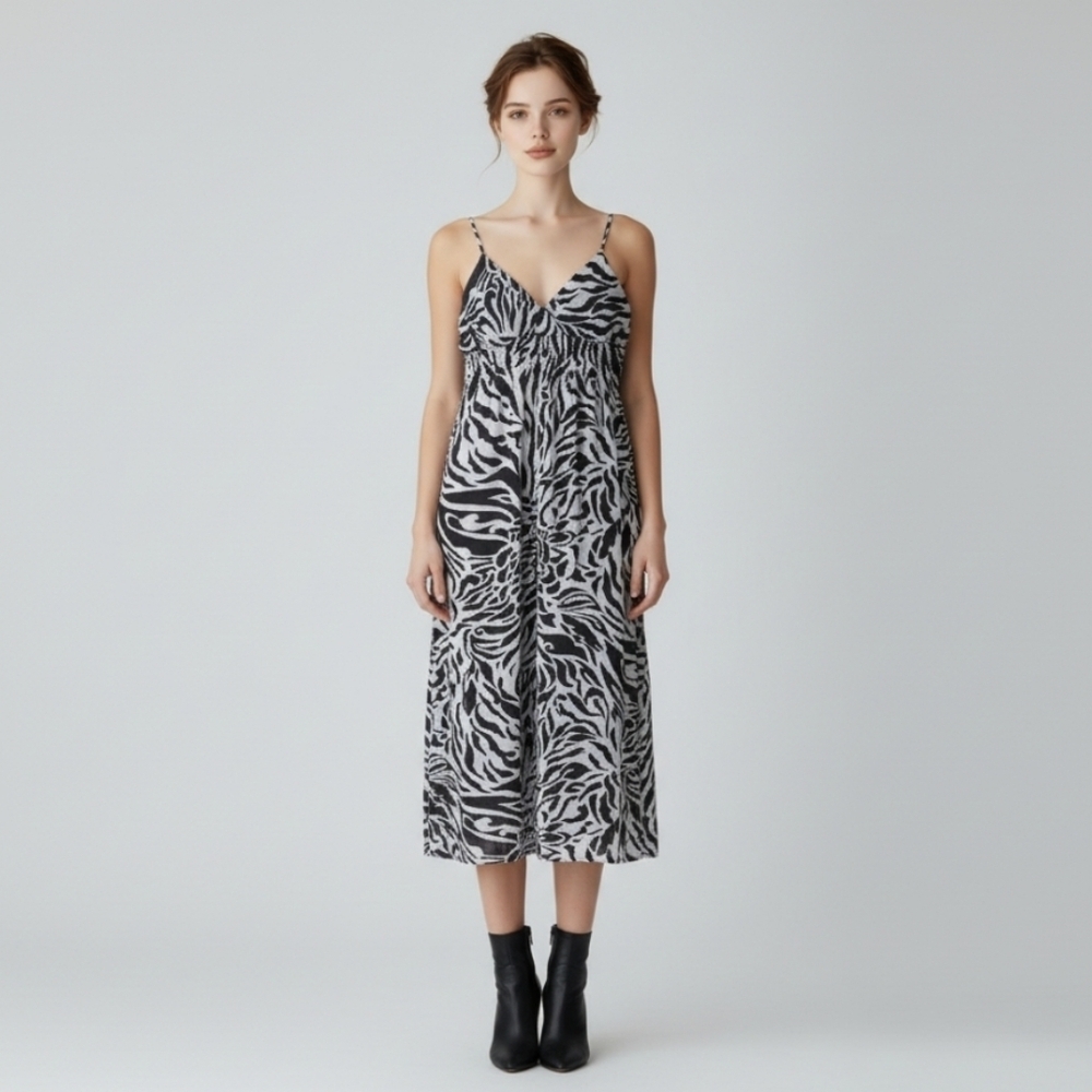 She's Cool Black and White Zebra Print Maxi Dress Size Large - Picture 8 of 10